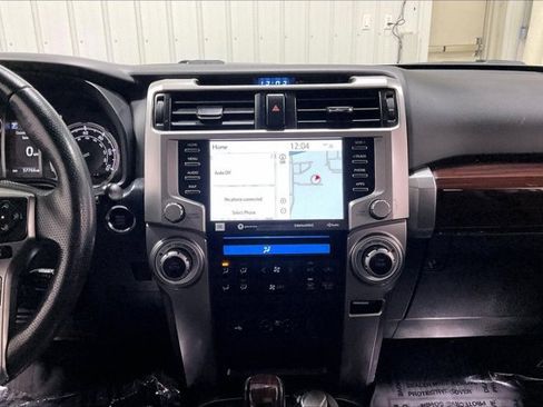 Used 2022 Toyota 4Runner Limited AWD/4WD image 6