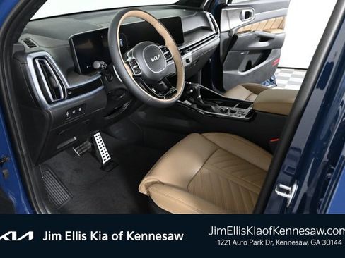 Certified 2024 Kia Sorento SX Prestige w/ Olive Brown Leather Package image 20