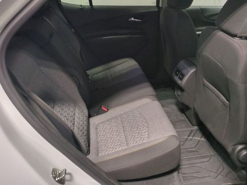 Used 2024 Chevrolet Equinox LT w/ LPO, Floor Liner Package image 20