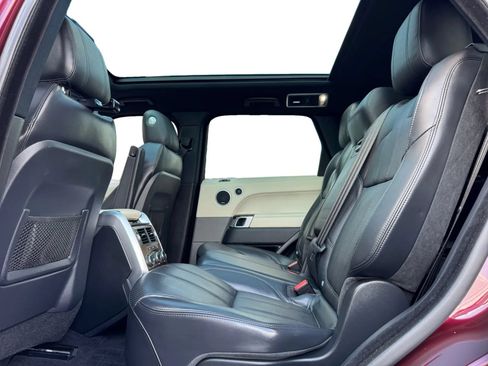 Used 2015 Land Rover Range Rover Sport HSE AWD/4WD image 16