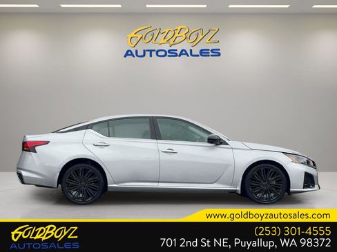 Used 2023 Nissan Altima 2.5 SL AWD/4WD image 3