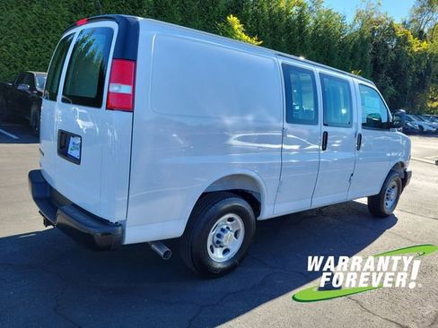 New 2025 Chevrolet Express 2500 image 7