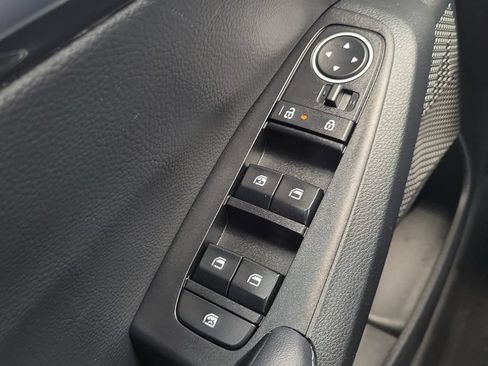 Used 2024 Kia Seltos EX AWD/4WD image 19