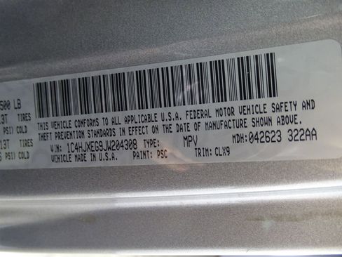 Used 2018 Jeep Wrangler Unlimited Sahara w/ Safety Group image 18