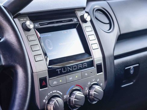 Used 2017 Toyota Tundra SR image 17