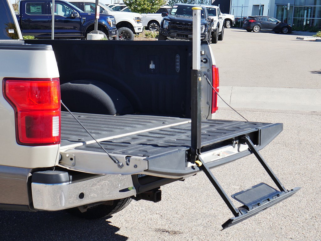 Used 2018 Ford F150 Lariat w/ Equipment Group 502A Luxury AWD/4WD image 76