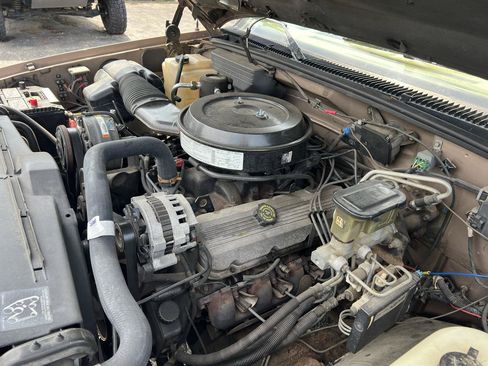 Used 1994 Chevrolet Silverado 3500 4x4 Crew Cab image 21