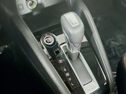 Certified 2024 Nissan Versa SR image 16