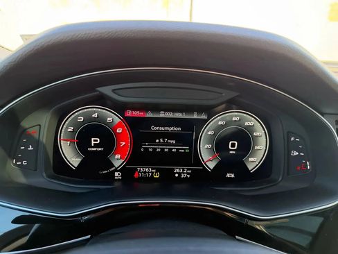Used 2021 Audi Q7 3.0T Premium Plus w/ Premium Plus Package AWD/4WD image 18