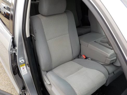 Used 2012 Toyota Tundra 4x4 Double Cab Long Bed w/ Convenience Pkg image 26