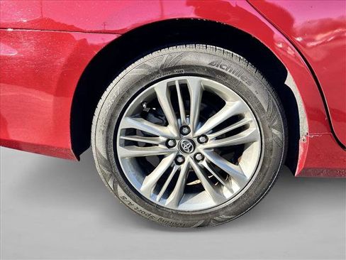 Used 2017 Toyota Camry SE image 26