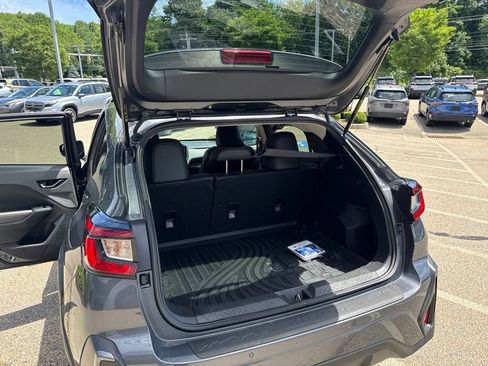 Used 2024 Subaru Crosstrek 2.5i Limited AWD/4WD image 14