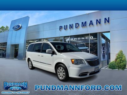 Used 2016 Chrysler Town & Country Touring