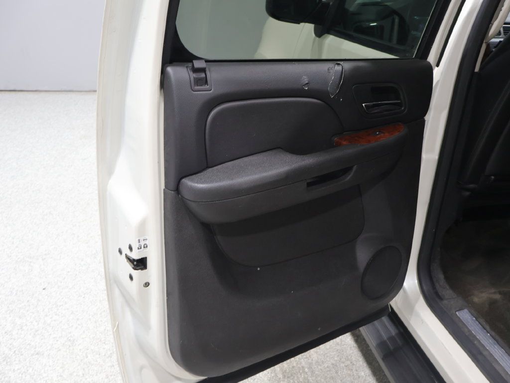 Used 2013 Chevrolet Suburban LTZ AWD/4WD image 21
