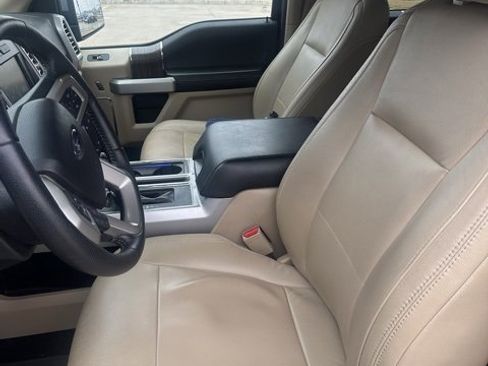 Used 2015 Ford F150 Lariat image 8