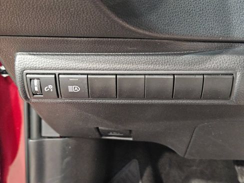 Used 2025 Toyota Corolla SE FWD image 24