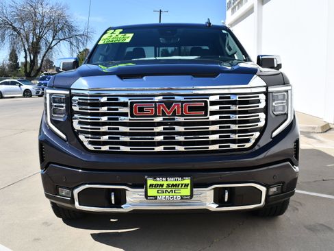Used 2023 GMC Sierra 1500 Denali w/ Technology Package image 3