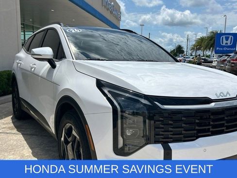 Used 2026 Kia Sportage EX w/ EX Panorama Roof Package FWD image 3