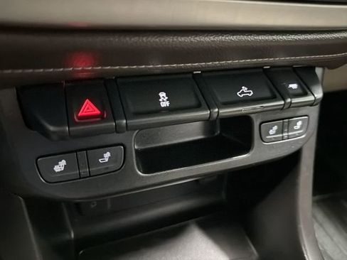 Used 2017 GMC Canyon SLT w/ Trailering Package image 22