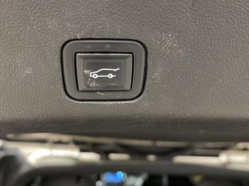 Used 2023 Chevrolet Tahoe LT image 8