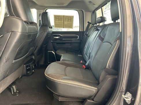Used 2024 RAM 2500 Laramie w/ Safety Group AWD/4WD image 39