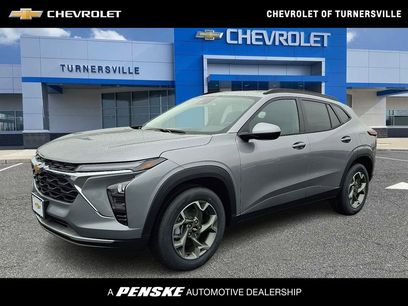 New 2026 Chevrolet Trax LT w/ Sunroof Package