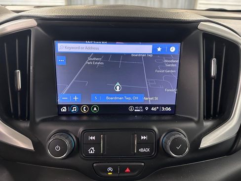 Certified 2022 GMC Terrain SLE w/ Driver Convenience Package image 13