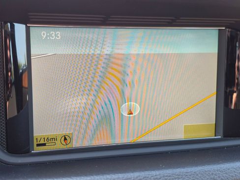 Used 2012 Mercedes-Benz E 350 Sedan image 22