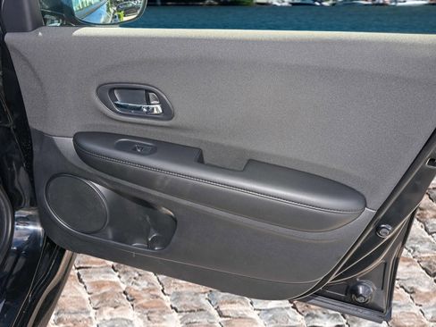 Certified 2019 Honda HR-V Sport image 24