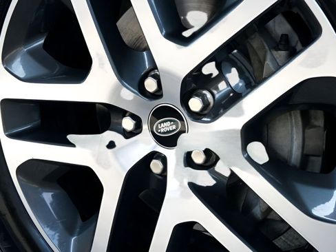 Used 2022 Land Rover Defender 110 XS Edition image 11