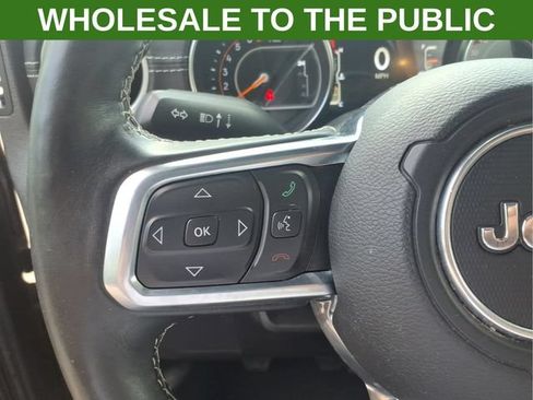 Used 2019 Jeep Wrangler Unlimited Sahara AWD/4WD image 18