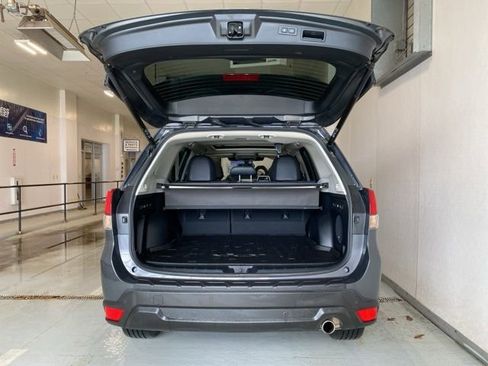 Certified 2023 Subaru Forester Limited image 7