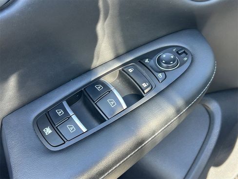 Certified 2022 INFINITI QX50 Luxe w/ Appearance Package image 29