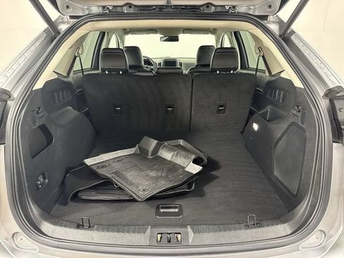 Used 2023 Ford Edge Titanium AWD/4WD image 32