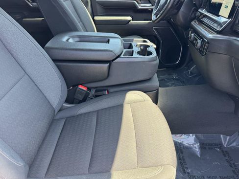 Used 2024 Chevrolet Silverado 1500 LT w/ Protection Package AWD/4WD image 8