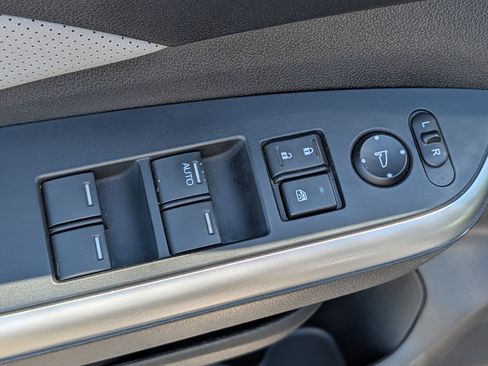 Used 2016 Honda CR-V EX-L image 19