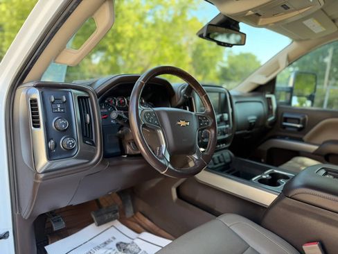 Used 2017 Chevrolet Silverado 2500 LTZ w/ Vortec Plus Package AWD/4WD image 14