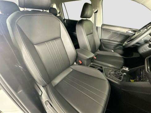 Certified 2023 Volkswagen Tiguan SE image 26