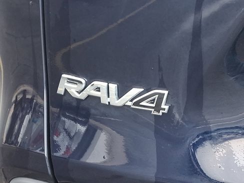 Used 2023 Toyota RAV4 XLE w/ Convenience Package image 30