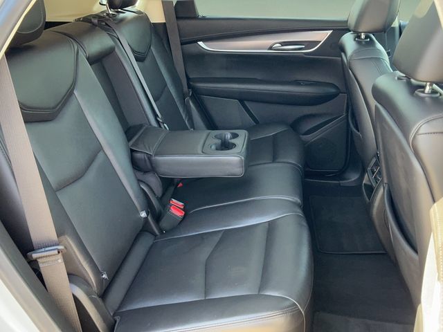 Used 2018 Cadillac XT5 Premium Luxury AWD/4WD image 19
