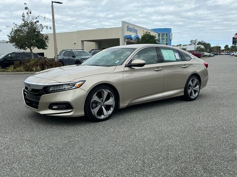 Certified 2019 Honda Accord Touring image 2
