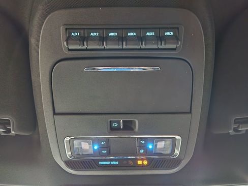 Used 2024 Ford F350 Lariat w/ Lariat Ultimate Package AWD/4WD image 48