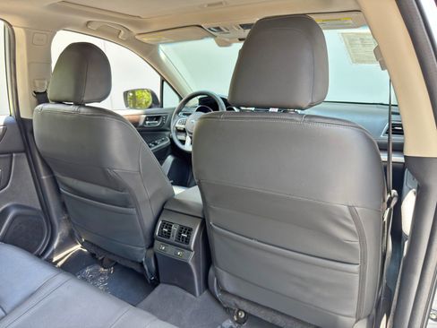 Used 2016 Subaru Legacy 2.5i Limited AWD/4WD image 37