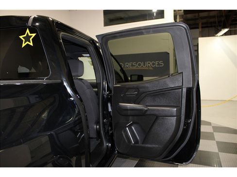 Used 2023 Chevrolet Colorado W/T image 20