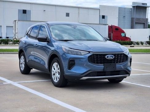 Used 2024 Ford Escape Active image 3