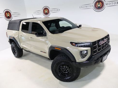 Used 2024 GMC Canyon AT4X w/ AT4X AEV Edition AWD/4WD image 29