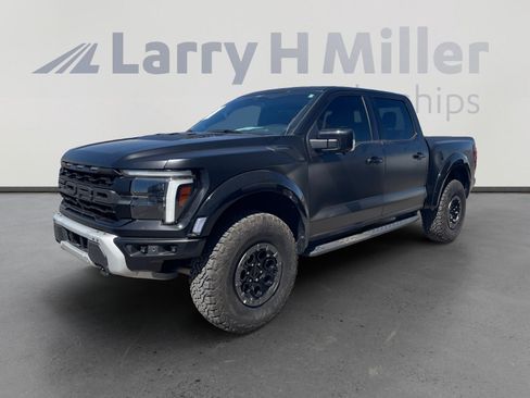 Used 2025 Ford F150 Raptor image 1