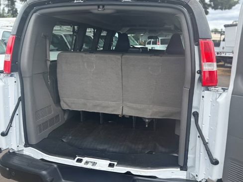 Used 2023 Chevrolet Express 3500 LS RWD image 14