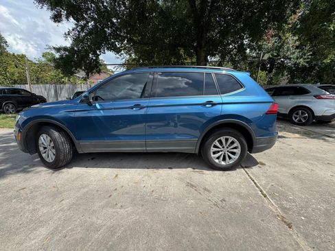 Used 2020 Volkswagen Tiguan S FWD image 9