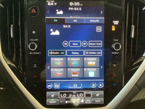 Used 2024 Subaru Ascent Premium w/ Convenience Package image 11